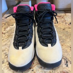 Air Jordan 10 Retro GG 'Vivid Pink' Size 7Y. Fits women’s size 8.5